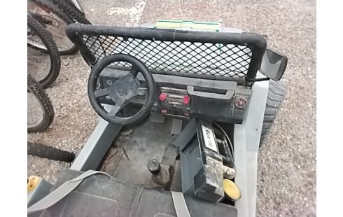 QUAD ENFANT / SORTI DU GRENIER