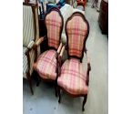 FAUTEUIL BOIS ET TISSU MOTIF QUADRILLAGE