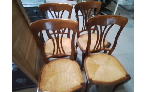 4 CHAISES MERISIER ASSISE PAILLEE