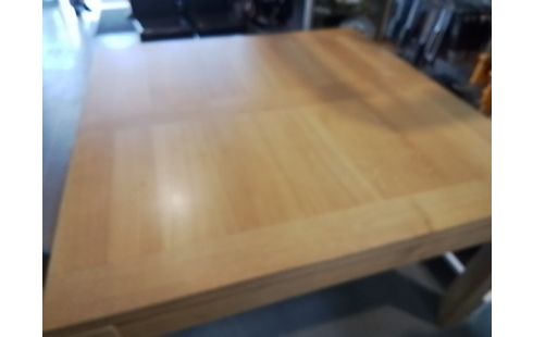 TABLE CARRE  EN CHENE A ALL PAP