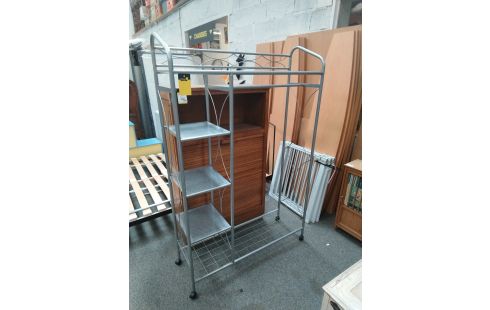 PENDERIE METAL ROULETTES