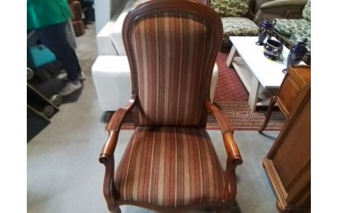 FAUTEUIL VOLTAIRE TISSU RAYE JANE ET ORANGE