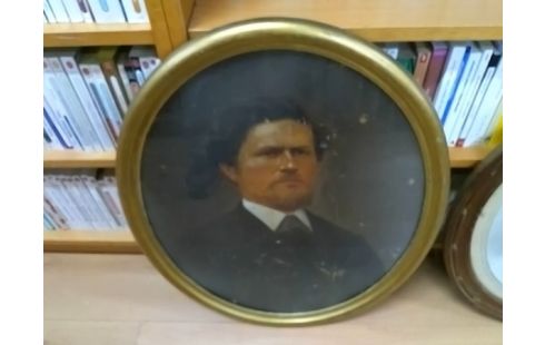 CADRE DORE OVALE PORTRAIT HOMME