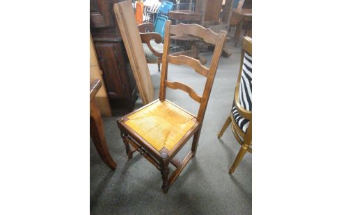6 CHAISES RUSTIQUE LE LOT