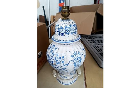 PIED DE LAMPE MOUSTIER