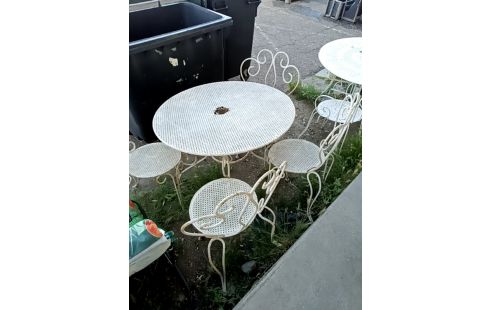 SALON DE JARDIN FER FORGE