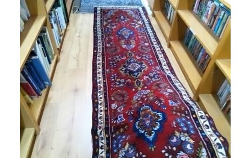 TAPIS DE COULOIR ROUGE