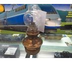 LAMPE A PETROLE LAITON