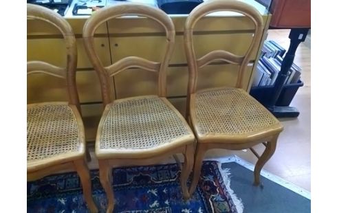 LOT DE 4 CHAISES BOIS CANNEE