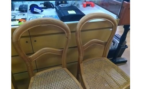 LOT DE 4 CHAISES BOIS CANNEE