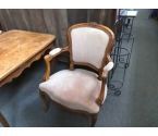 FAUTEUIL STYLE LOUIS XV TISSU ROSE