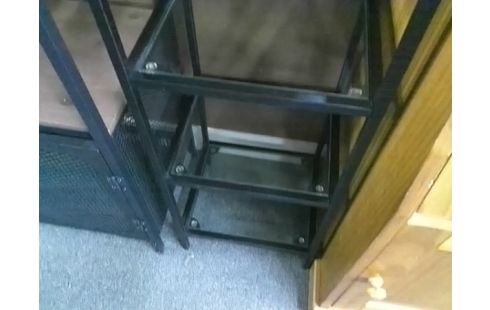 ETAGERE FER ET PLATEAUX VERRES