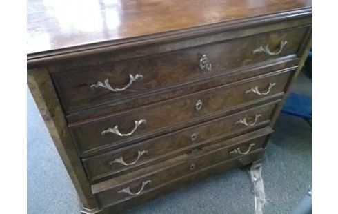 COMMODE 4T ANCIENNE (SERRURES A REVOIR)