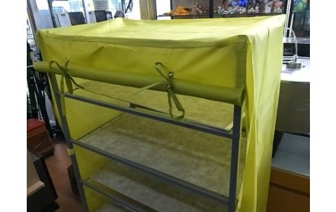 ETAGERE METAL AVEC TISSU VERT