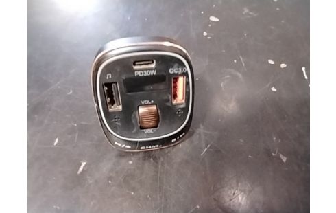 TRANSISTOR FM USB VOITURE