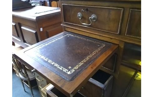 BUREAU STYLE ANGLAIS 8T