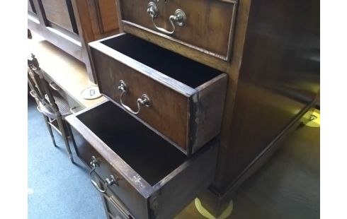 BUREAU STYLE ANGLAIS 8T