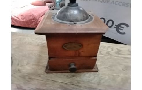 MOULIN A CAFE PEUGEOT