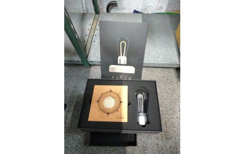 LAMPE LÉVITATION FLYTE SELETTI