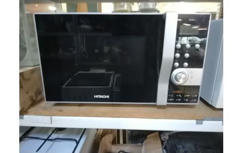 FOUR MICRO ONDES MULTICUISSON HITACHI+ACCESSOIRES