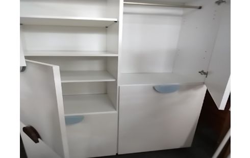 ARMOIRE ENFANT 4 PORTES BLANCHE POIGNÉES MARRON BLEUE