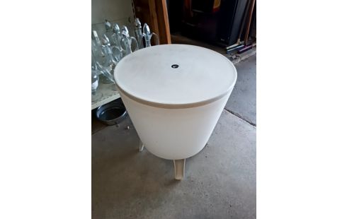 TABLE BASSE GLACIÈRE MODERNE