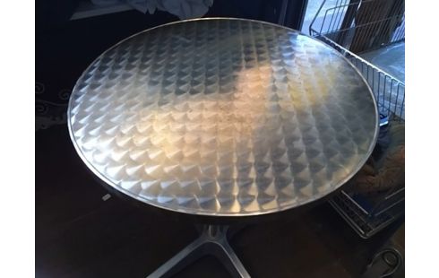 TABLE BISTROT .