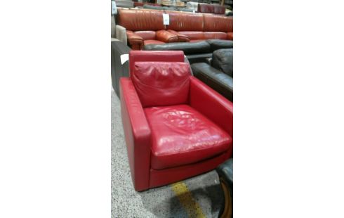 FAUTEUIL + REPOSE PIED CUIR ROUGE