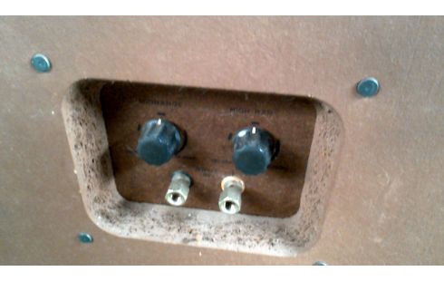 LUIDSPREKER SANSUI