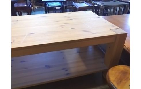 TABLE BASSE PIN