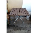 TABLE DE JARDIN
