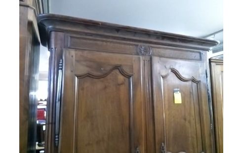 ARMOIRE 2P AVEC ETAGERES