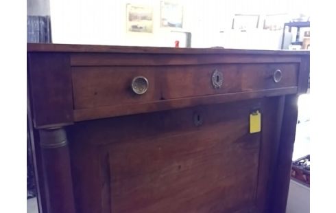 SECRETAIRE ANCIEN 3P 1T (NE FERME PAS)