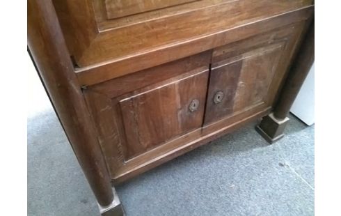 SECRETAIRE ANCIEN 3P 1T (NE FERME PAS)