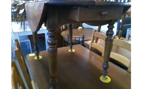 TABLE A VOLETS 1T