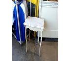 TABLE D'APPOINT DESSUS MARBRE