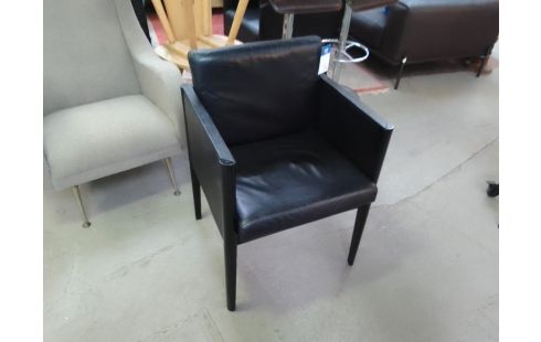 CHAISE "FRITZ HANSEN" GRISE EMPILABLE