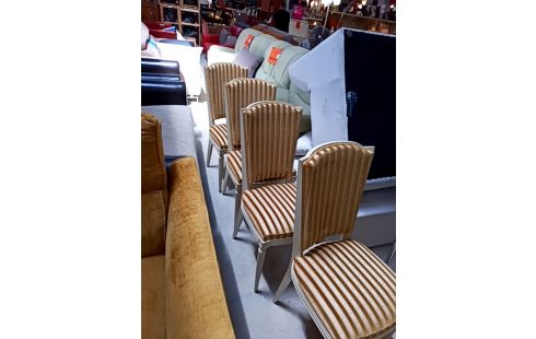 4 CHAISES STYLE LOUIS XVI