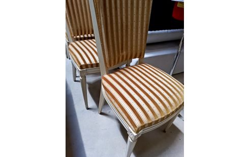 4 CHAISES STYLE LOUIS XVI