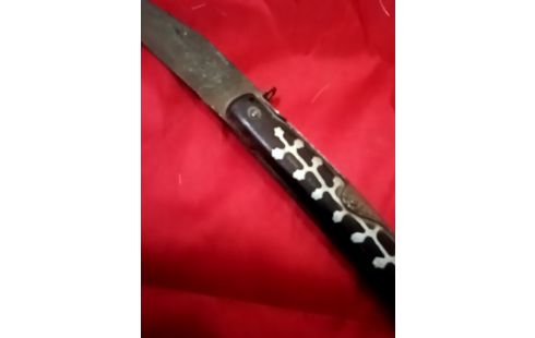 COUTEAU ETHNIQUE