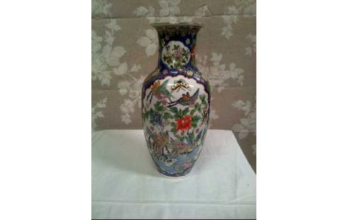 VASE PORZELLAN CHINESISCH COLORIERT
