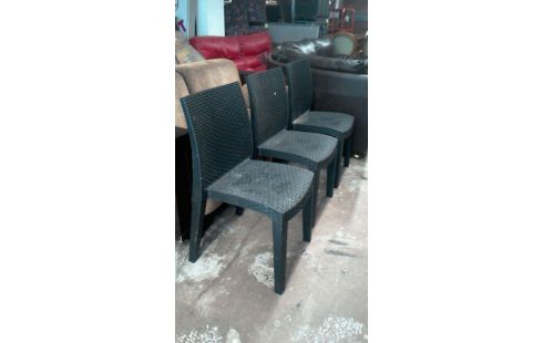 LOT DE 3 CHAISES