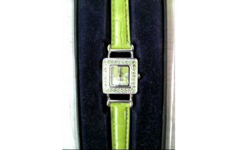 RELOJ VERDE