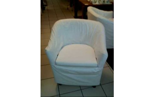 SILLA BAJA PARA SENTARSE JUNTO AL FUEGO