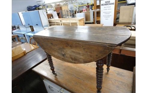 TABLE LOUIS PHILIPPE NOYER PEDS TOURNÉS