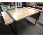 TABLE MODERNE
