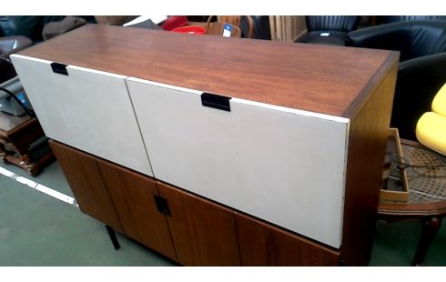 BUFFETKAST. VINTAGE PASTOE CU05 BRAAKMAN C