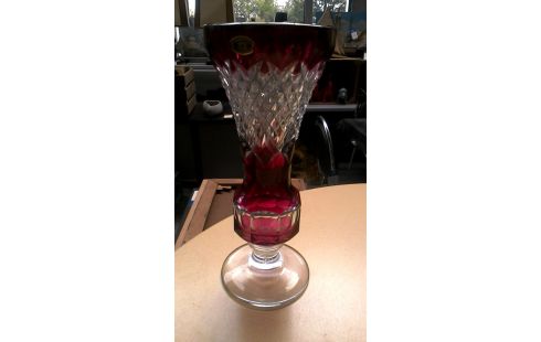 VASE CRISTAL ROUGE