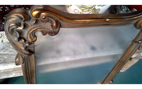 CADRE DORE STYLE LOUIS XV
