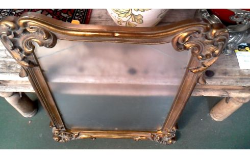 CADRE DORE STYLE LOUIS XV